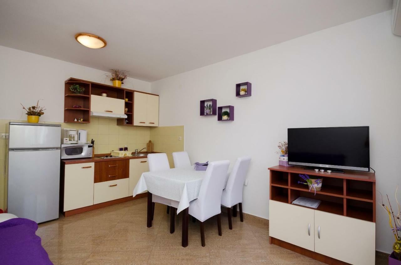 Apartments Mirjana Lopar Exterior foto