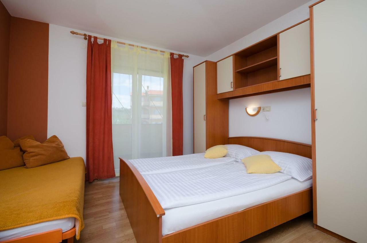 Apartments Mirjana Lopar Exterior foto